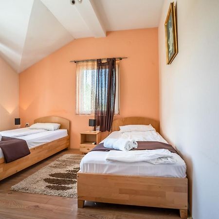 Garni Hotel Mali Predah Knjazevac Luaran gambar